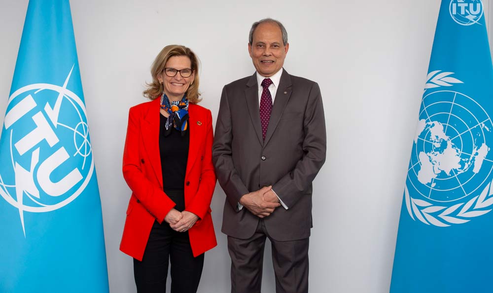 Doreen and Saifur standing together